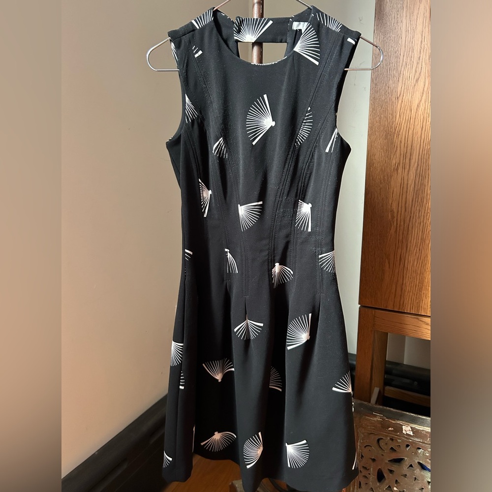 H&M fans skater dress size 2